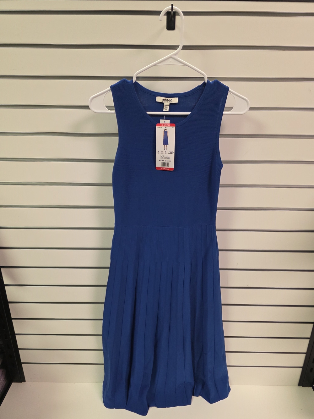 Solid Blue Sleeveless Pleated Midi Dress